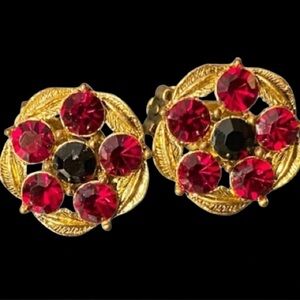 Vintage CMC Gold Tone Metal Red & Black Rhinestone Crystal  Clip-On Earrings